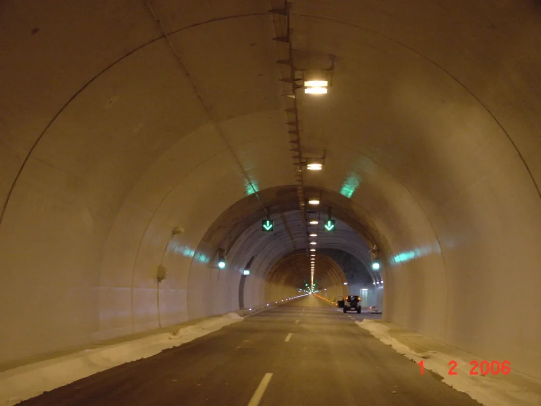 Dodoni Tunnel